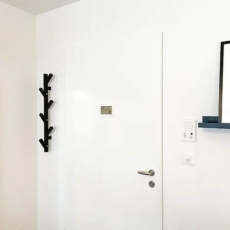 Comfortable Apt+wifi+smarttv+netflix+rooftop Zurych