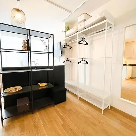 Comfortable Apt+wifi+smarttv+netflix+rooftop Zürich